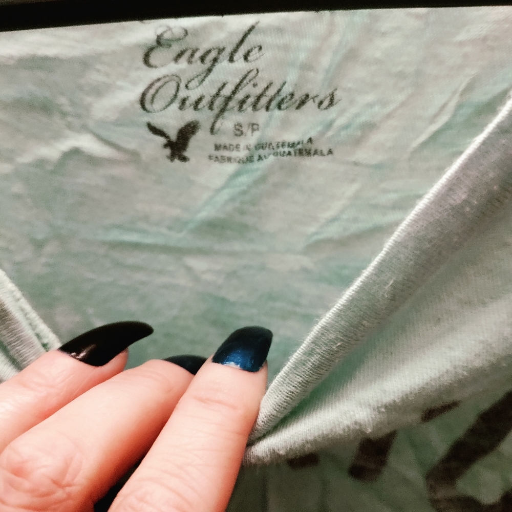 T-shirt - Picture 2 of 2